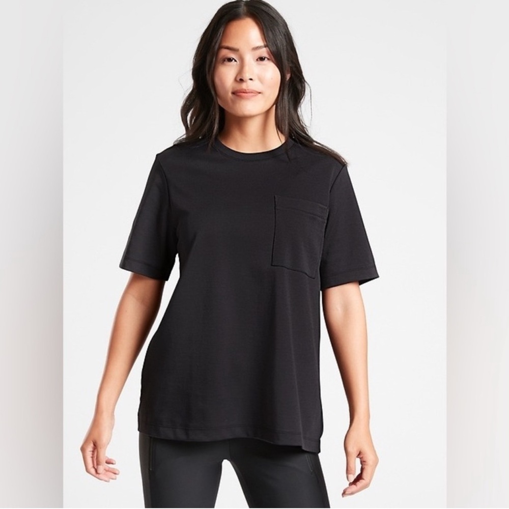 Women’s‎ Athleta Black Gallery Tee Medium
